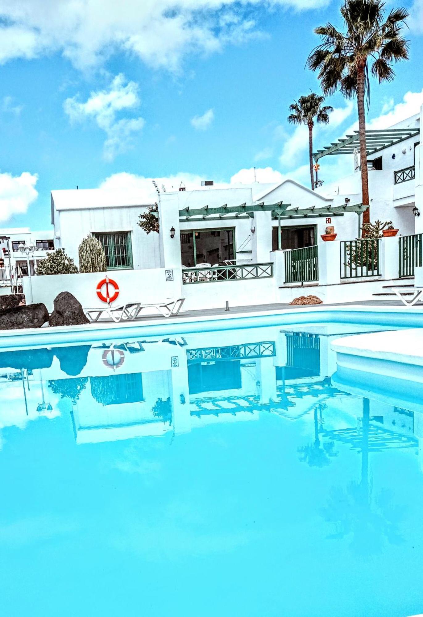Apartamentos Las Acacias Puerto del Carmen  Eksteriør billede