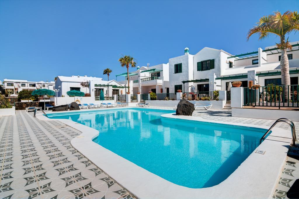 Apartamentos Las Acacias Puerto del Carmen  Eksteriør billede