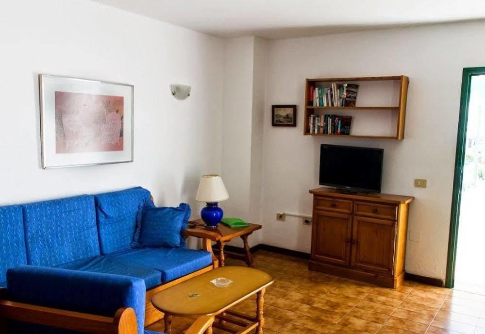 Apartamentos Las Acacias Puerto del Carmen  Eksteriør billede