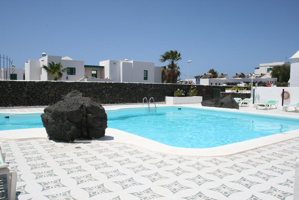Apartamentos Las Acacias Puerto del Carmen  Eksteriør billede